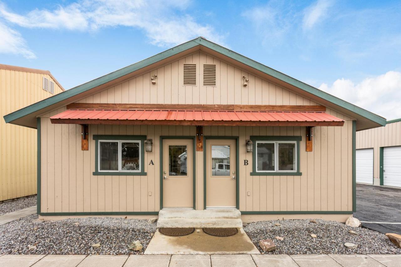 The Yellowstone Hideaway Unit A West Yellowstone Exteriör bild